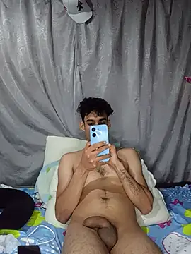 Snapshot of baby_22cm chatting on 07/23/26, 01:58 baby 22cm online show from 07/23/26, 01:58