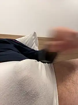 Snapshot of PeneSpessoUncut chatting on 02/23/26, 10:07 PeneSpessoUncut online show from 02/23/26, 10:07