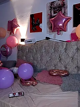 Snapshot of Kylei_grace chatting on 02/22/26, 02:56 Kylei grace online show from 02/22/26, 02:56