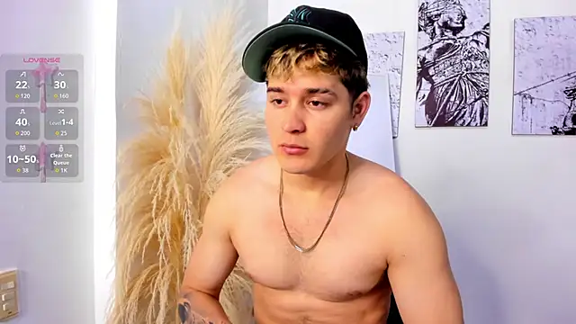 rayan linxx online show from 03/26/26, 07:52