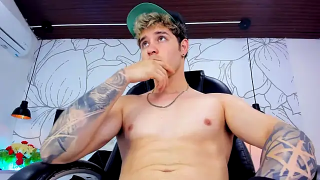 rayan linxx online show from 04/18/26, 07:58