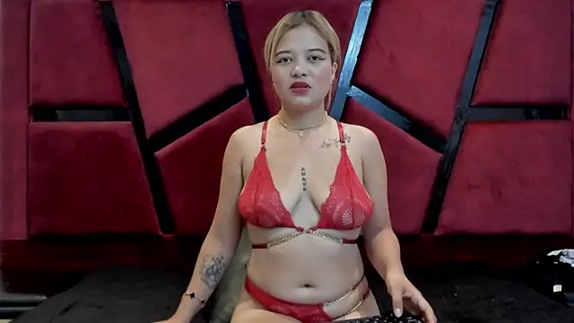 LilianaVegas online show from 04/15/26, 07:58