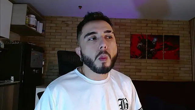 Snapshot of dave_wolf7 chatting on 02/21/26, 12:22 dave wolf7 online show from 02/21/26, 12:22