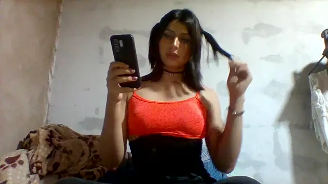 lucyscay  online show from 05/16/26, 04:20