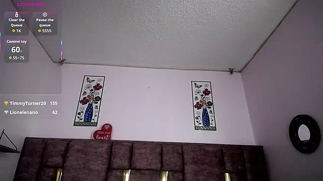 FRANCESCA LOVE  online show from 07/11/26, 03:04