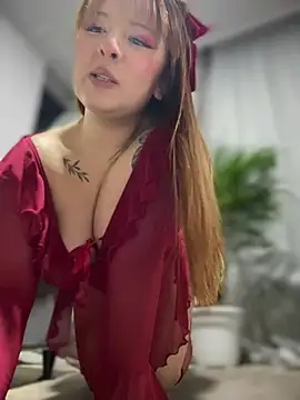 CharlotteUwU  online show from 02/15/26, 02:08