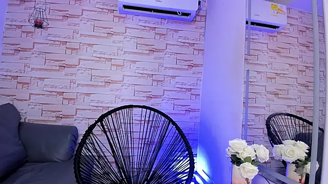 Snapshot of akira_shaunk chatting on 02/09/26, 03:05 akira shaunk online show from 02/09/26, 03:05