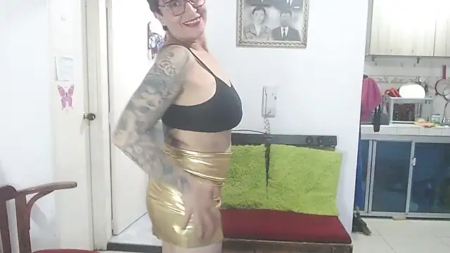 Charlotte gray  online show from 05/10/26, 01:44