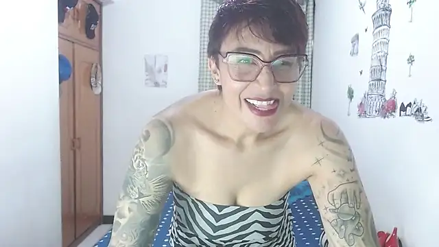 Charlotte gray  online show from 05/10/26, 08:36
