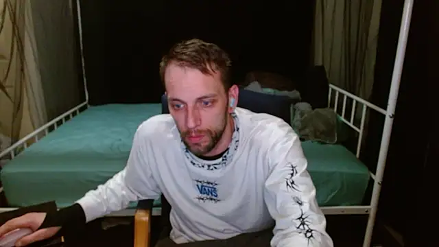 cguffey2284 online show from 02/25/26, 12:53