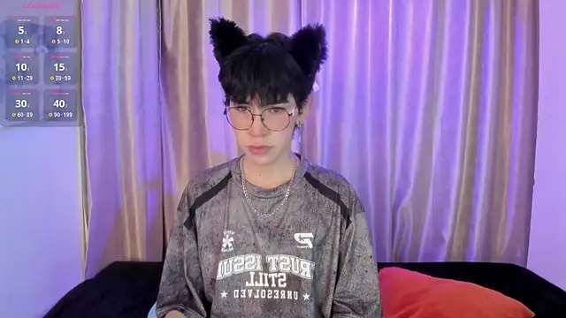 Demian Hush online show from 04/21/26, 03:24