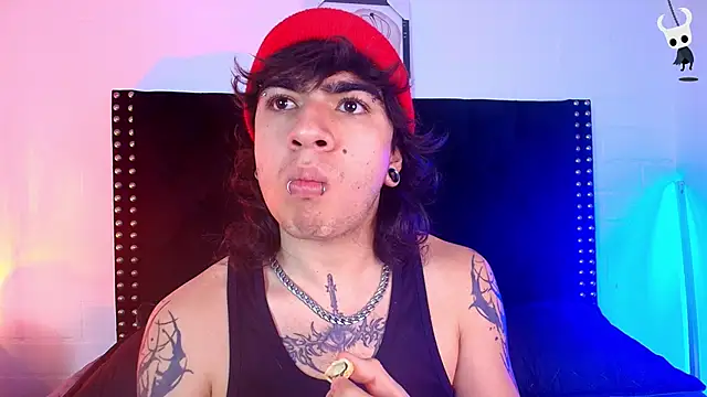 Snapshot of Axell_Kussh chatting on 02/24/26, 11:19 Axell Kussh online show from 02/24/26, 11:19