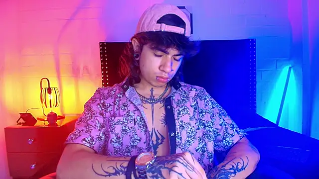 Snapshot of Axell_Kussh chatting on 03/03/26, 12:33 Axell Kussh online show from 03/03/26, 12:33