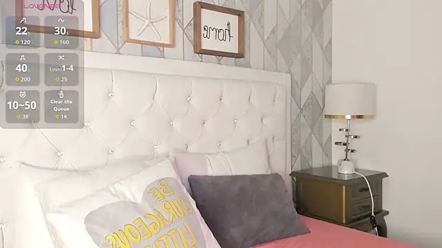 luna forever7 online show from 03/28/26, 07:35