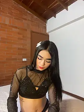 Snapshot of mia_petite2007 chatting on 02/06/26, 01:54 mia petite2007 online show from 02/06/26, 01:54