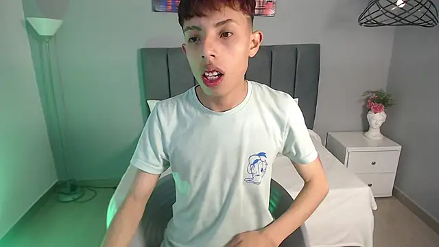 Snapshot of _camilo_ortiz chatting on 02/23/26, 05:10 camilo ortiz online show from 02/23/26, 05:10