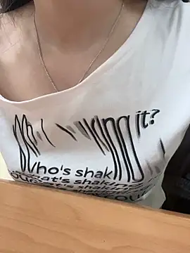 Celeste SexyY online show from 04/03/26, 12:52