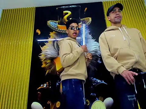 Snapshot of couplehot_sex_ chatting on 02/15/26, 07:32 couplehot sex online show from 02/15/26, 07:32