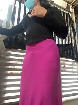 Snapshot of Lewd_couple chatting on 02/25/26, 03:27 Lewd couple online show from 02/25/26, 03:27