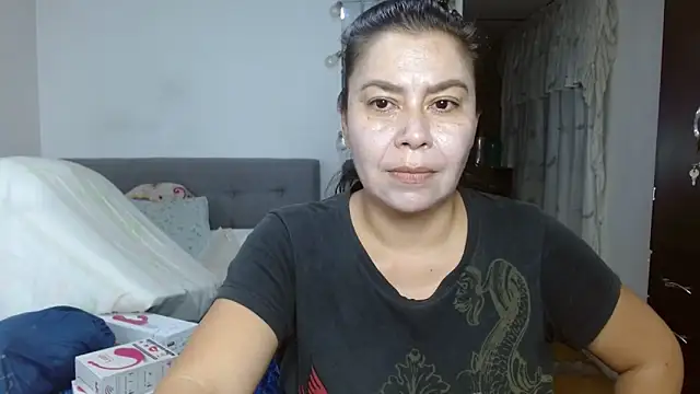 Snapshot of Karo_sexy chatting on 09/30/25, 05:23 Karo sexy online show from 09/30/25, 05:23