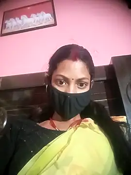 Snapshot of BIG_QWEEN_NO1 chatting on 02/14/26, 06:10 BIG QWEEN NO1 online show from 02/14/26, 06:10