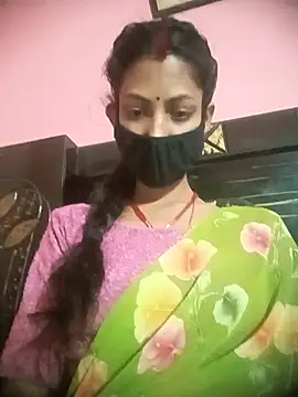 Snapshot of BIG_QWEEN_NO1 chatting on 03/02/26, 11:50 BIG QWEEN NO1 online show from 03/02/26, 11:50