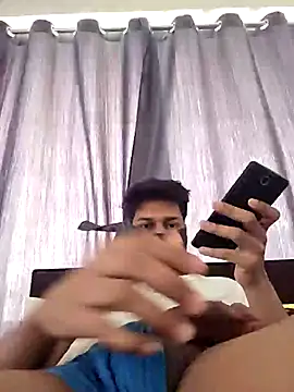 Snapshot of boyrir chatting on 02/18/26, 06:53 boyrir online show from 02/18/26, 06:53