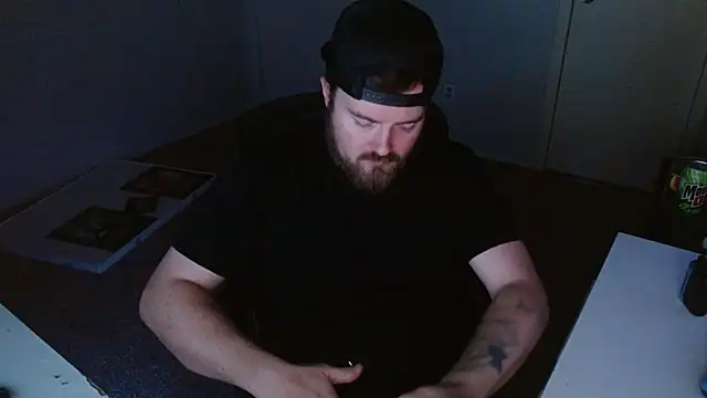 theone07221 online show from 04/24/26, 05:15