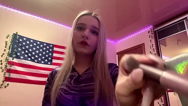 MiaBerlateen online show from 02/26/26, 06:29