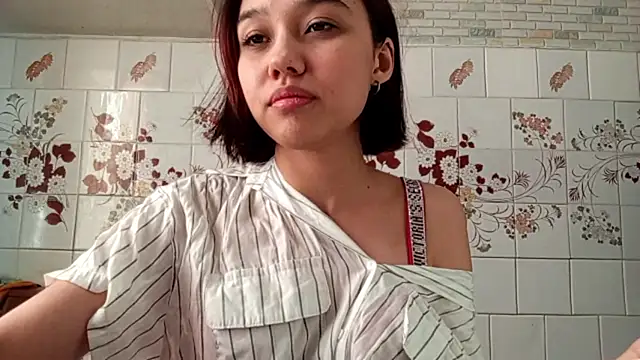 AnnettaBelsito online show from 04/22/26, 01:12