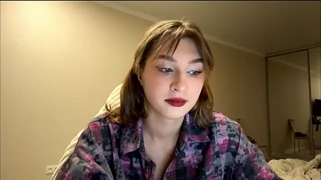 Snapshot of ElliKrovel chatting on 02/19/26, 03:08 ElliKrovel online show from 02/19/26, 03:08