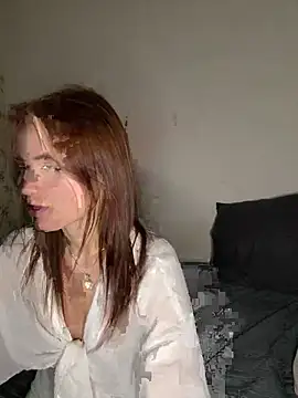 Snapshot of Emma_Songae chatting on 03/02/26, 07:32 Emma Songae online show from 03/02/26, 07:32