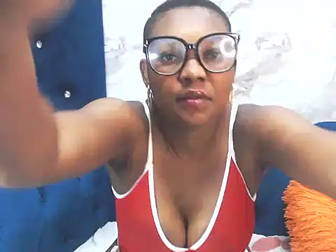 CrystalMelaninXX online show from 03/22/26, 03:48