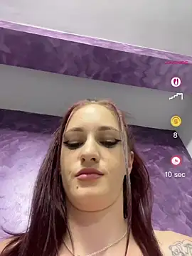 Snapshot of Roxyfoxyyy chatting on 07/08/26, 08:57 Roxyfoxyyy online show from 07/08/26, 08:57