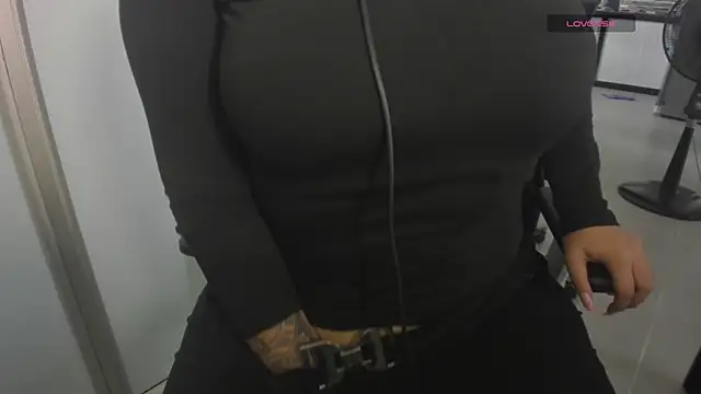 Emily Harpeer online show from 04/19/26, 06:10