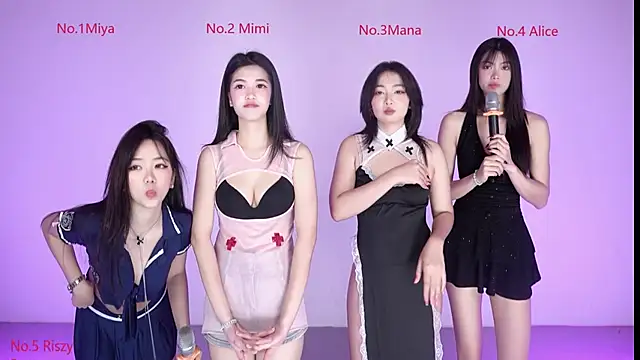 Snapshot of Velvet-girl chatting on 02/27/26, 09:42 Velvet-girl online show from 02/27/26, 09:42