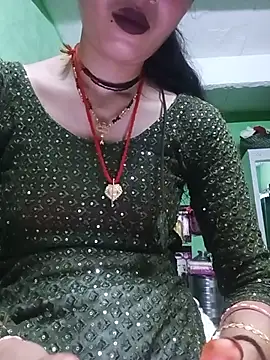 Snapshot of Komal4050 chatting on 06/25/26, 06:29 Komal4050 online show from 06/25/26, 06:29