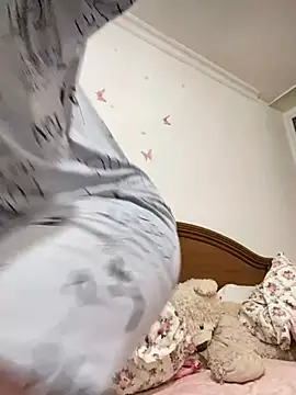 Amber Sinn online show from 03/18/26, 08:01