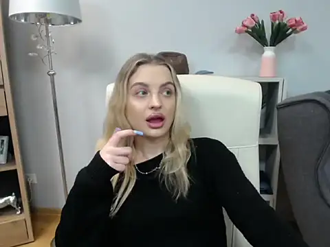 Snapshot of BlankaXCute chatting on 02/12/26, 10:05 BlankaXCute online show from 02/12/26, 10:05