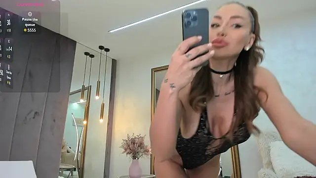 ElinaMoon  online show from 03/08/26, 07:23