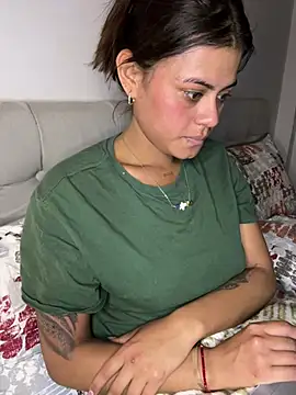 RachelWeisz  online show from 03/29/26, 10:15