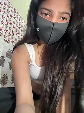 Snapshot of Cutedesigirl chatting on 03/16/26, 06:34 Cutedesigirl online show from 03/16/26, 06:34