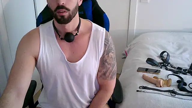 Snapshot of Sub-Titan chatting on 02/07/26, 09:57 Sub-Titan online show from 02/07/26, 09:57