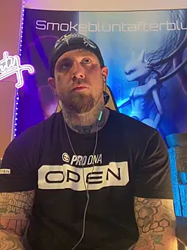 Snapshot of Smokebluntafterblunt chatting on 02/13/26, 11:56 Smokebluntafterblunt online show from 02/13/26, 11:56