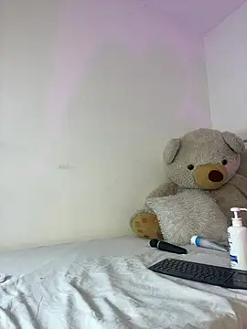 Snapshot of Kyliegolden chatting on 02/11/26, 03:44 Kyliegolden online show from 02/11/26, 03:44