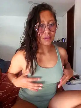 Snapshot of Camila_Lopez1 chatting on 02/17/26, 03:19 Camila Lopez1 online show from 02/17/26, 03:19