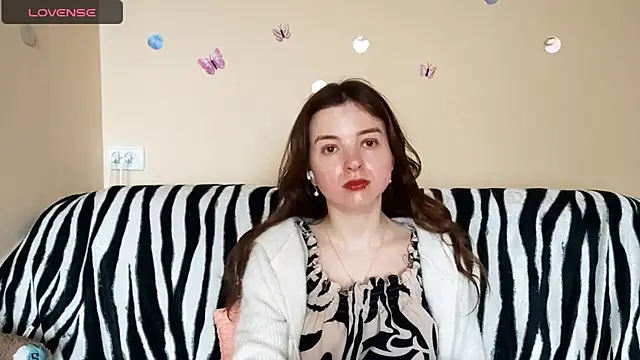 LanitaHemple online show from 04/21/26, 01:17