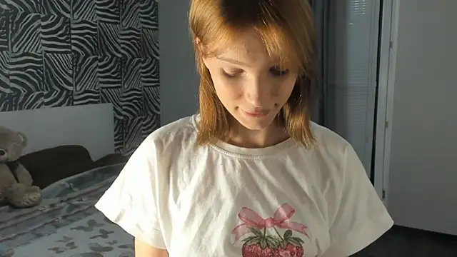 Kiracute18 online show from 07/31/26, 05:45