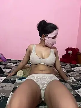 Snapshot of Hello_Priya16 chatting on 06/20/26, 08:11 Hello Priya16 online show from 06/20/26, 08:11