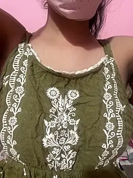 Snapshot of Hello_Priya16 chatting on 07/05/26, 07:21 Hello Priya16 online show from 07/05/26, 07:21